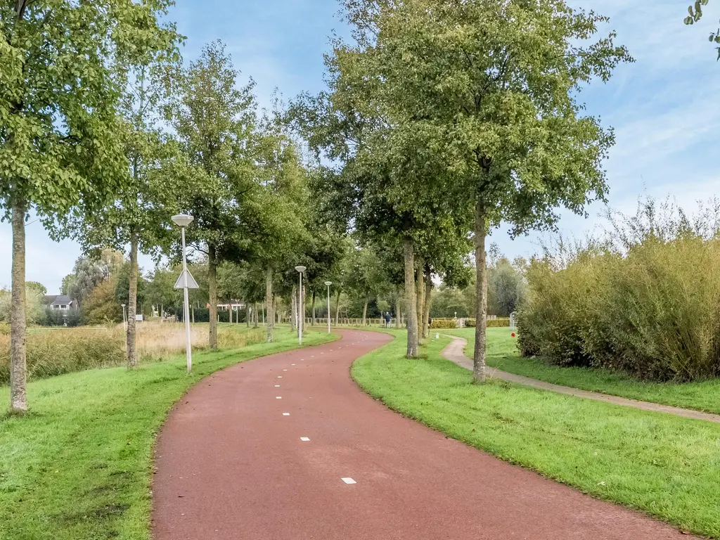 Louisapolder 44, BARENDRECHT