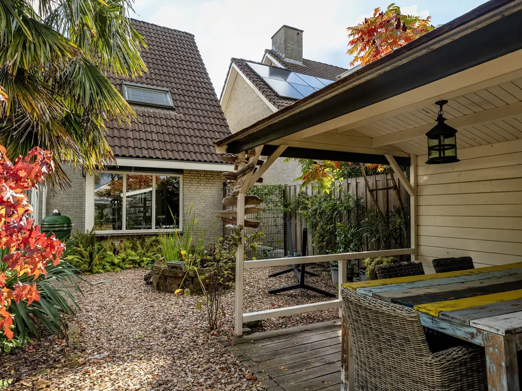 Mozartstraat 94, BARENDRECHT