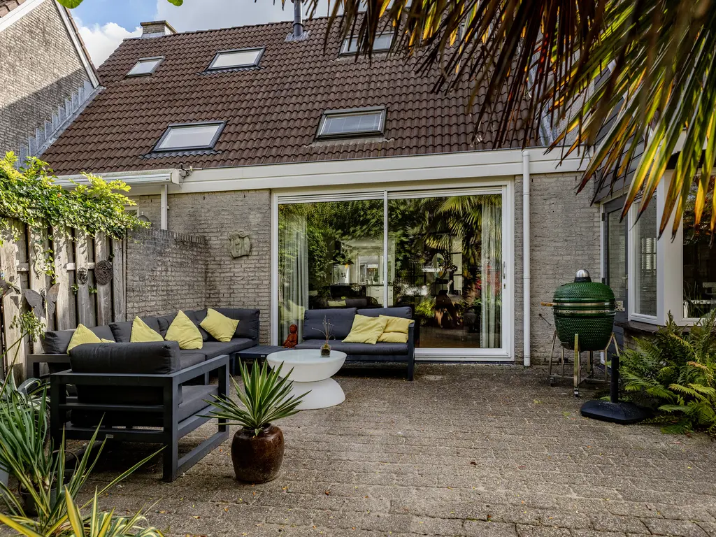 Mozartstraat 94, BARENDRECHT