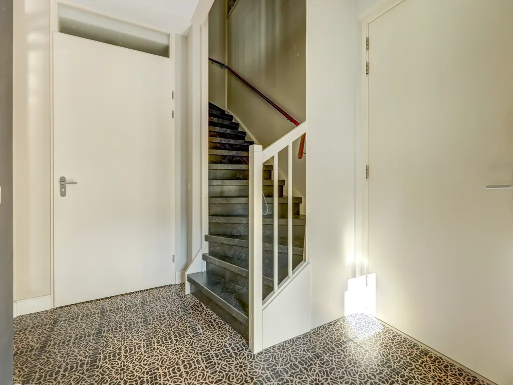 Cipreshout 12, BARENDRECHT