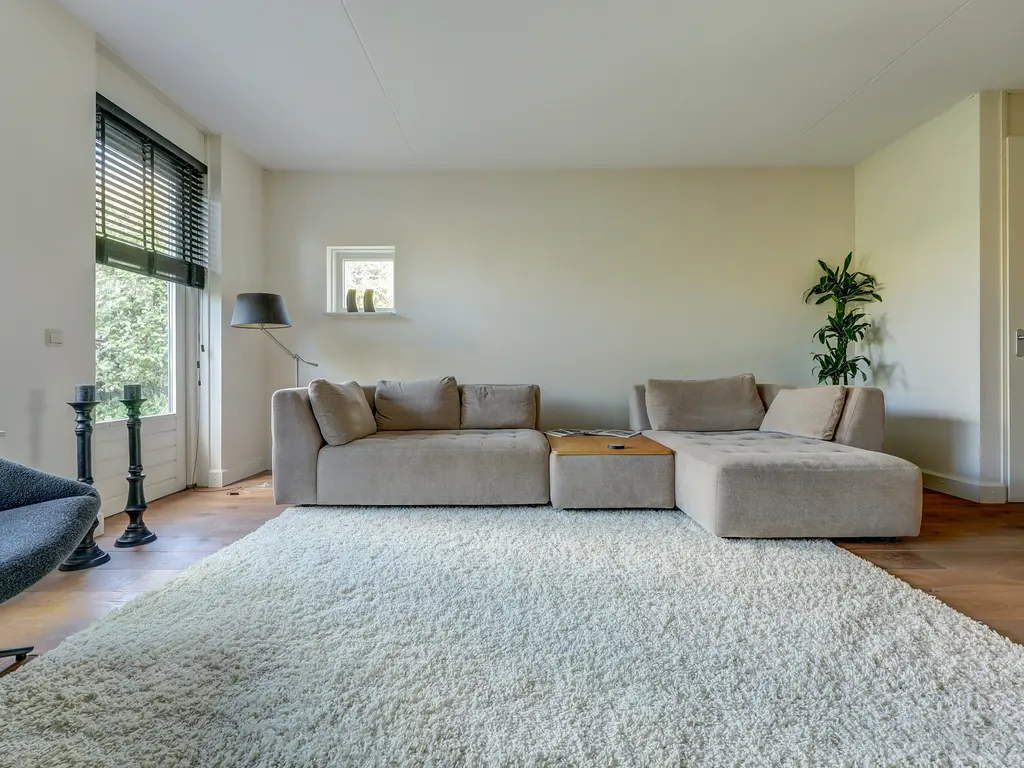 Cipreshout 12, BARENDRECHT