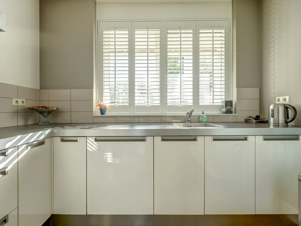 Cipreshout 12, BARENDRECHT