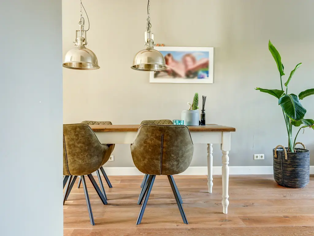 Cipreshout 12, BARENDRECHT