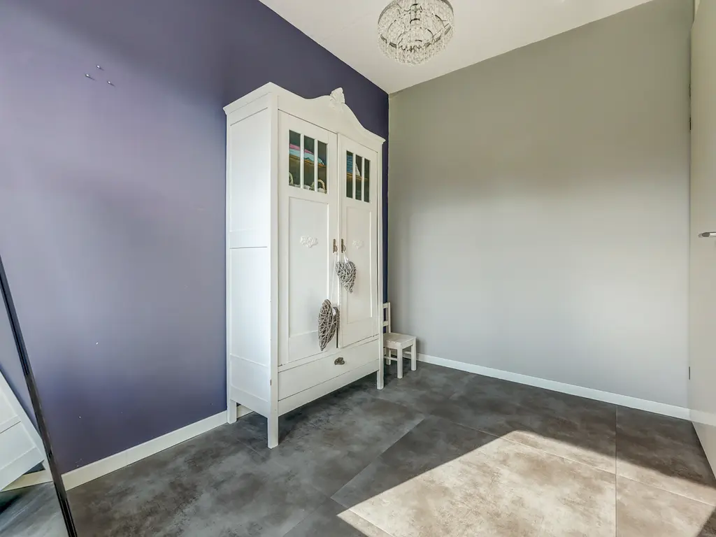 Cipreshout 12, BARENDRECHT