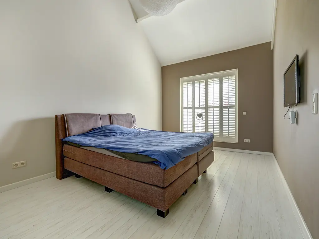 Cipreshout 12, BARENDRECHT