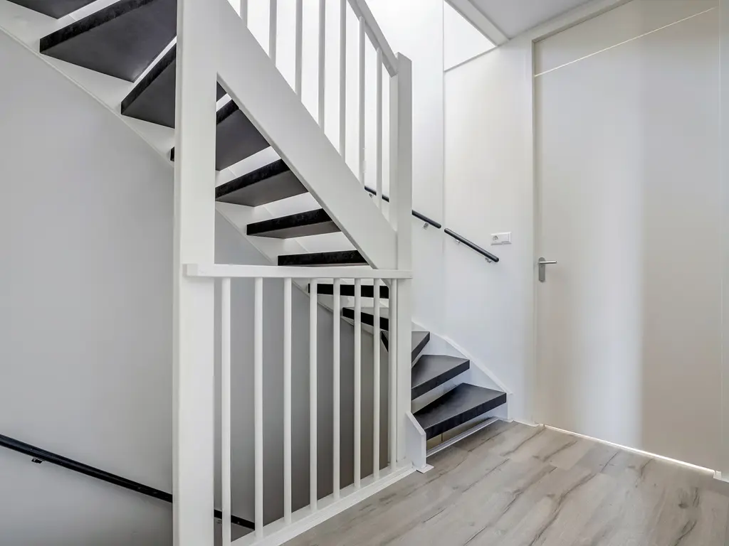 Van Huessenleede 8, BARENDRECHT