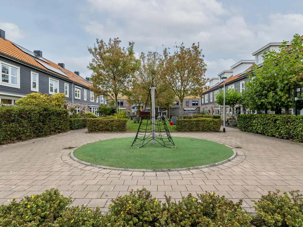 Pols-akker 4, BARENDRECHT