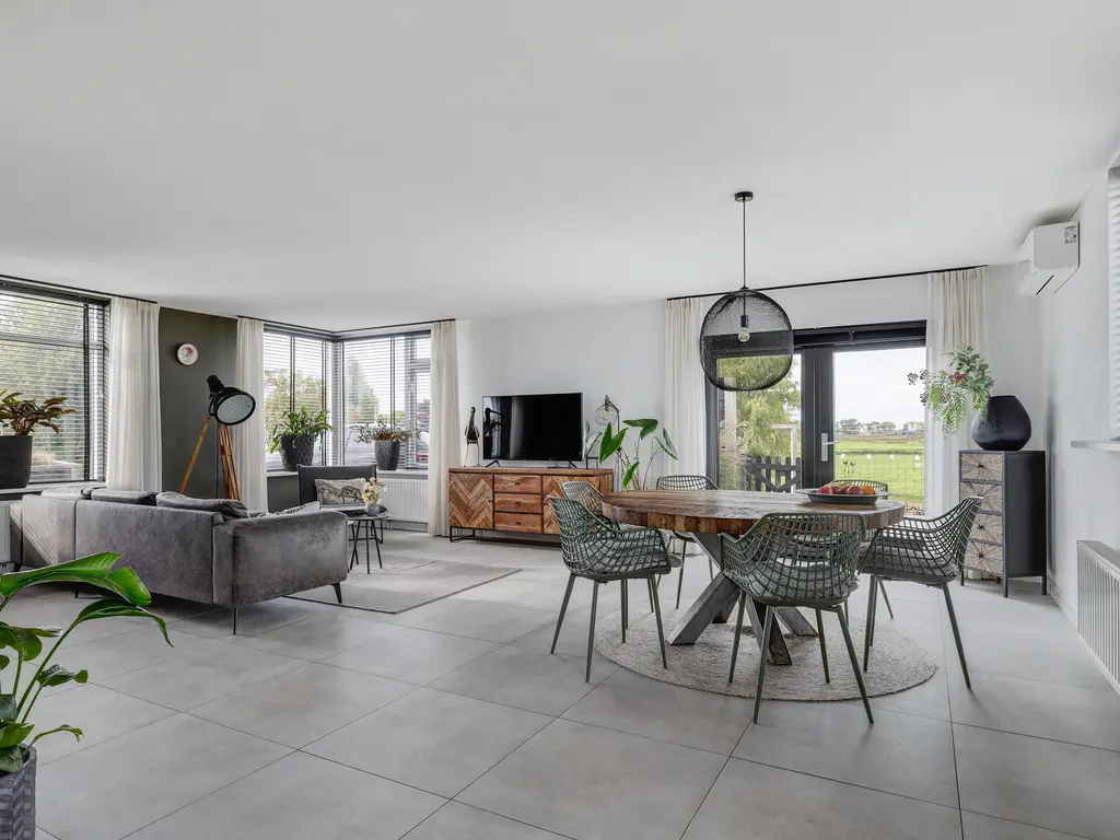 Weelsedijk 46, STRIJEN