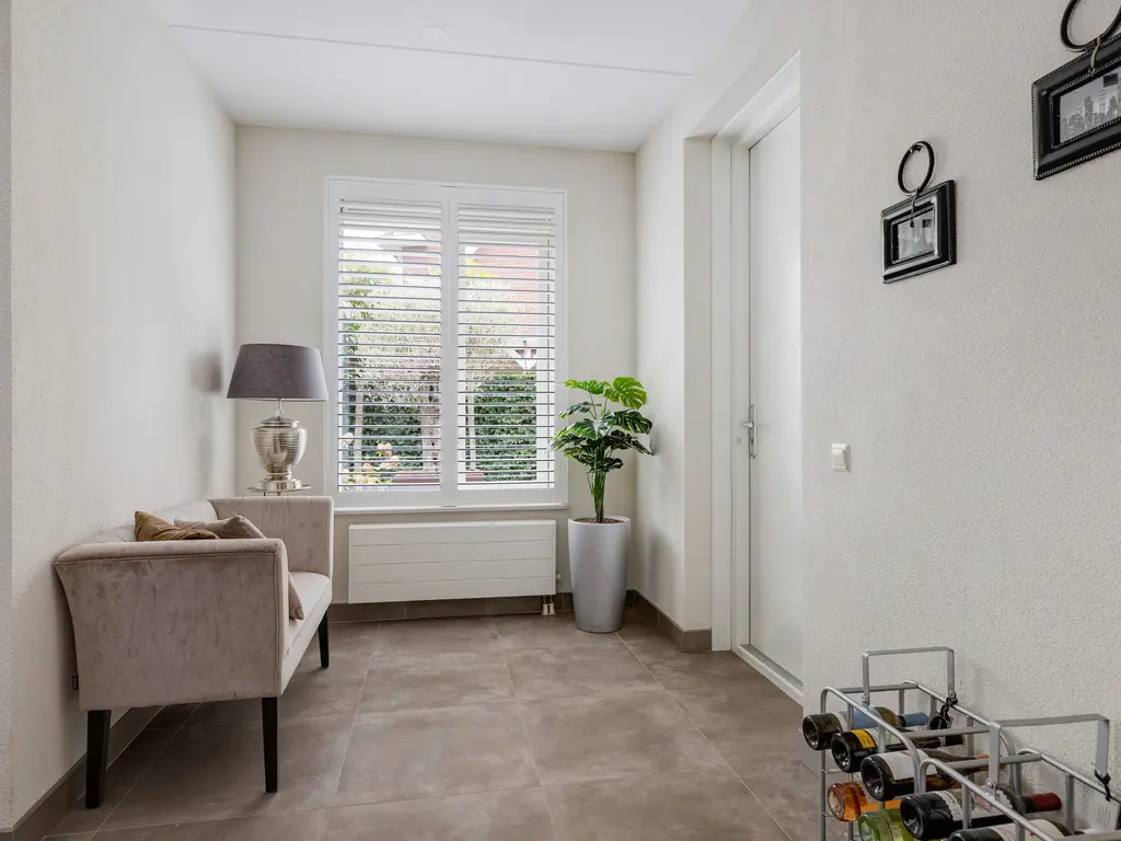 Taxushout 12, BARENDRECHT