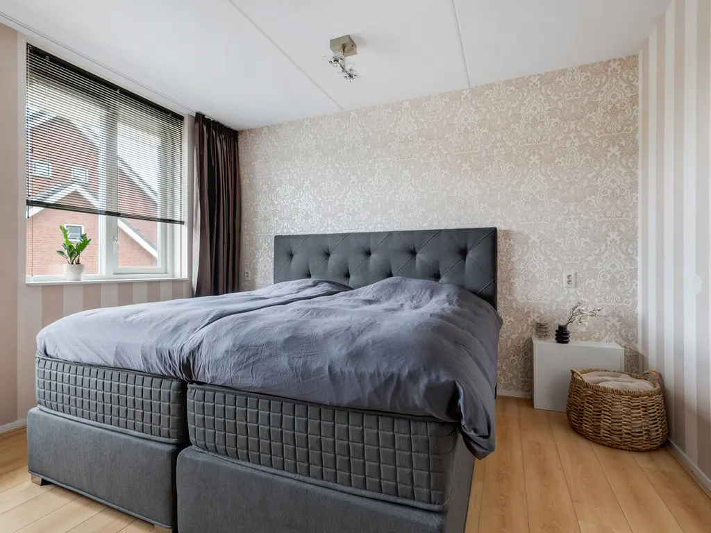 Taxushout 12, BARENDRECHT