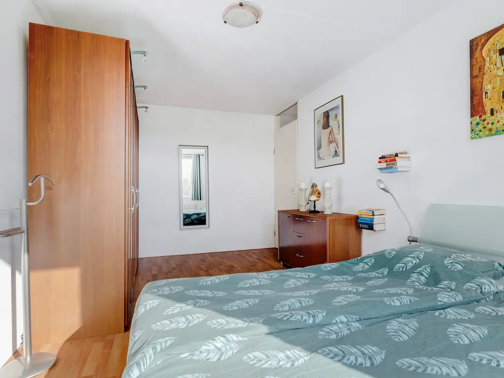 Serenadelaan 8, BARENDRECHT