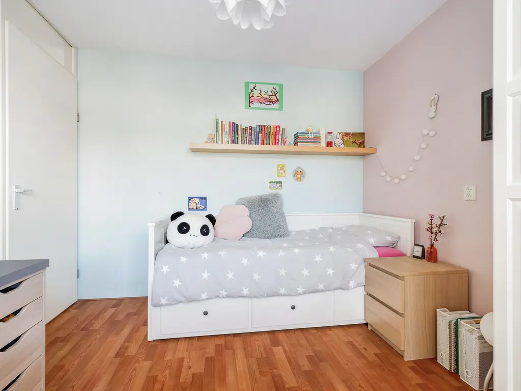 Serenadelaan 8, BARENDRECHT