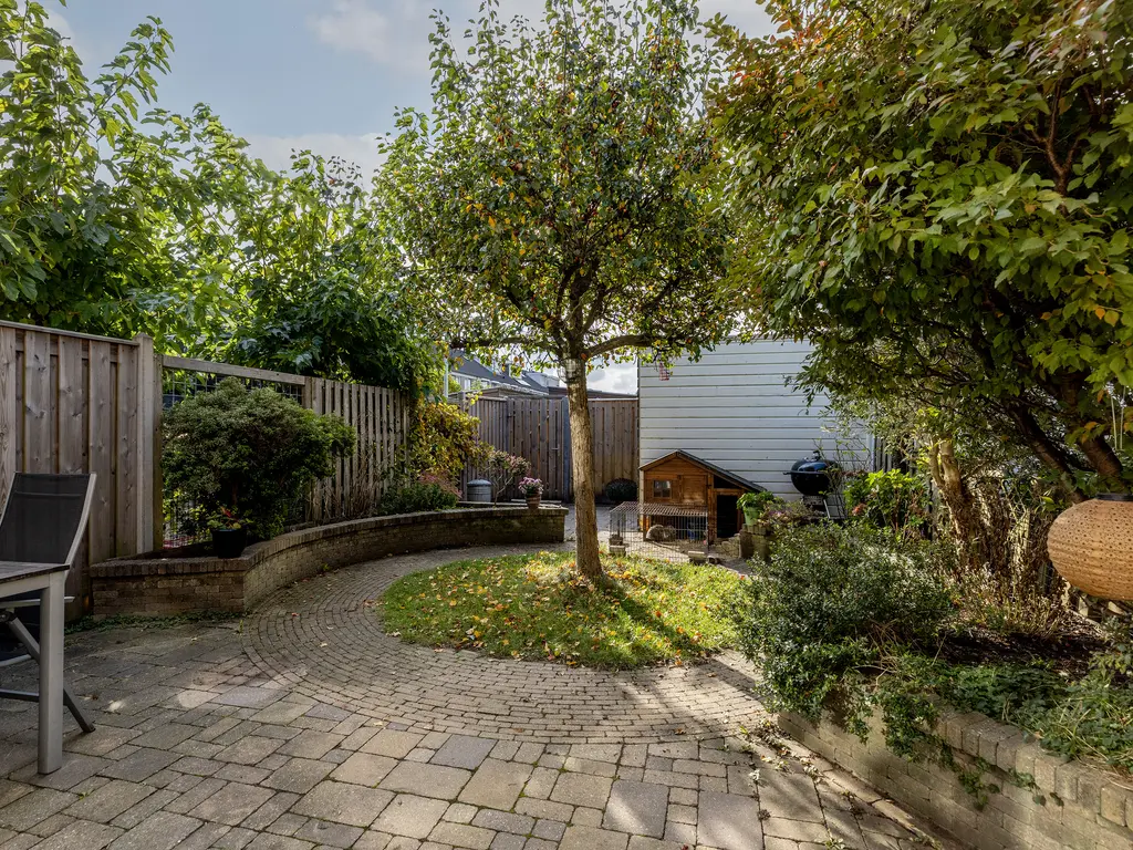 Serenadelaan 8, BARENDRECHT