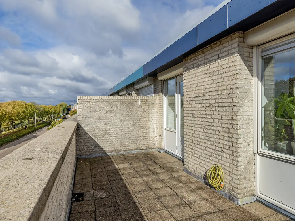 Harplaan 30, BARENDRECHT