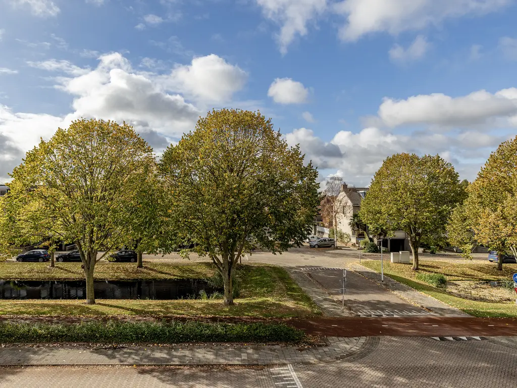 Harplaan 30, BARENDRECHT