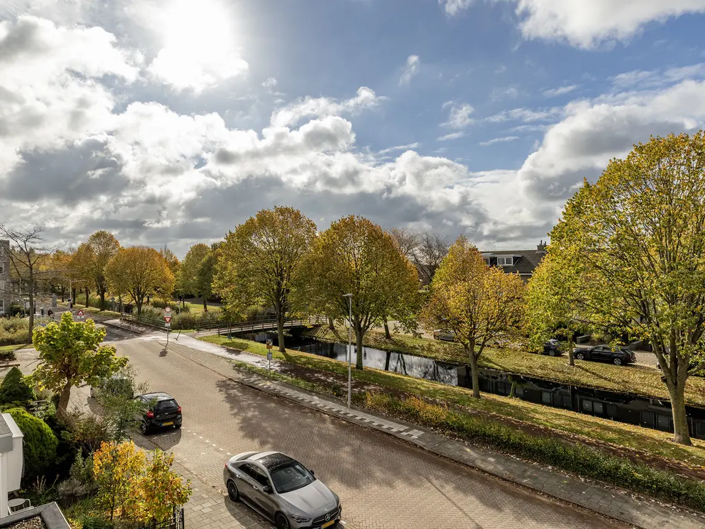 Harplaan 30, BARENDRECHT