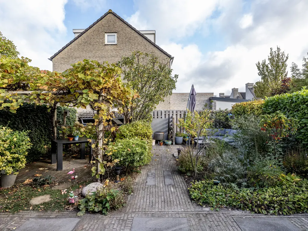 Harplaan 30, BARENDRECHT