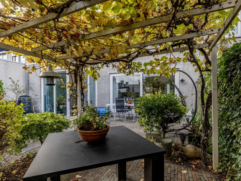 Harplaan 30, BARENDRECHT