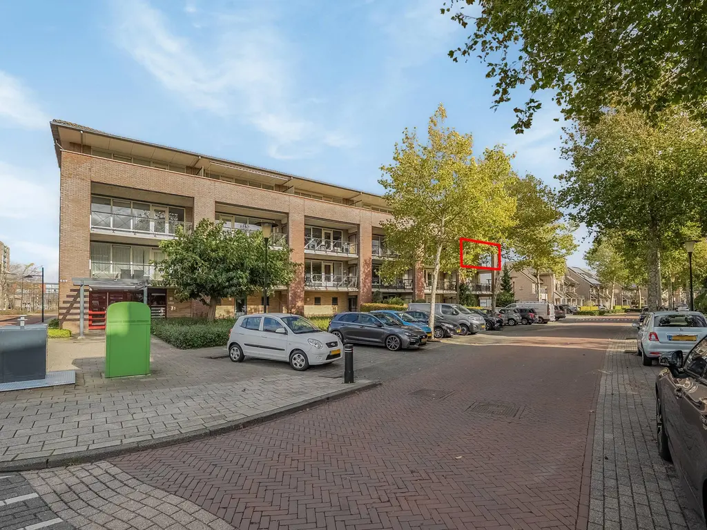 Vrijenburglaan 129, BARENDRECHT