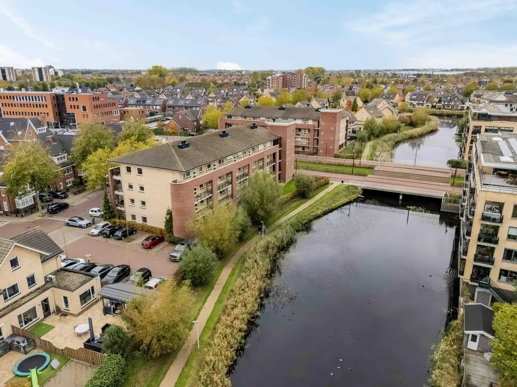 Vrijenburglaan 129, BARENDRECHT