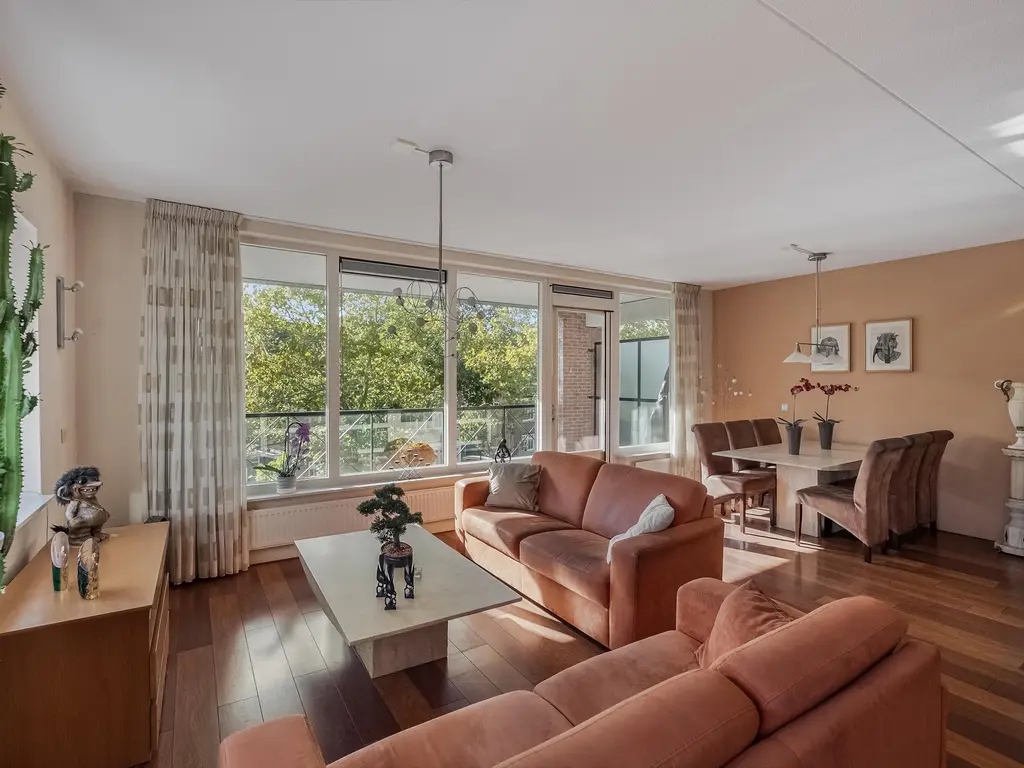 Vrijenburglaan 129, BARENDRECHT