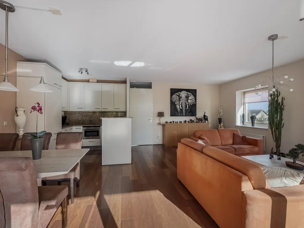 Vrijenburglaan 129, BARENDRECHT