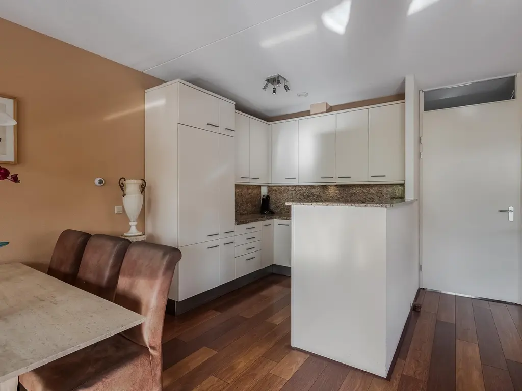 Vrijenburglaan 129, BARENDRECHT