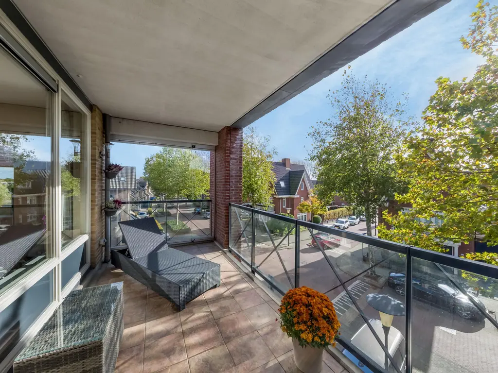 Vrijenburglaan 129, BARENDRECHT