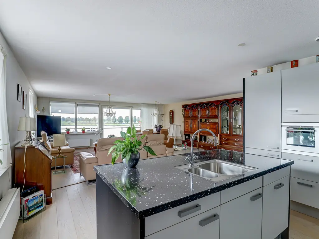 Van Hobokenhaven 31, BARENDRECHT