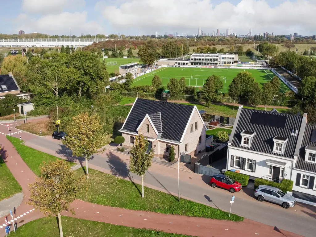 Voordijk 502a, BARENDRECHT