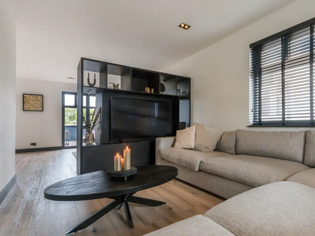 Voordijk 502a, BARENDRECHT