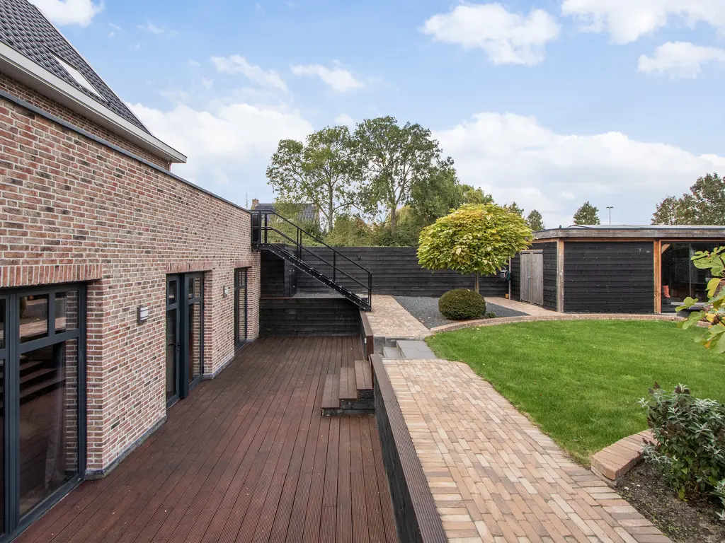 Voordijk 502a, BARENDRECHT