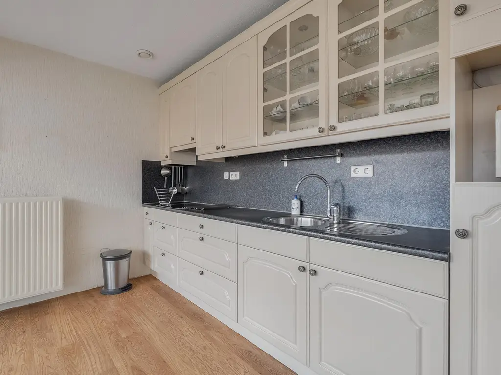 Reling 145, BARENDRECHT