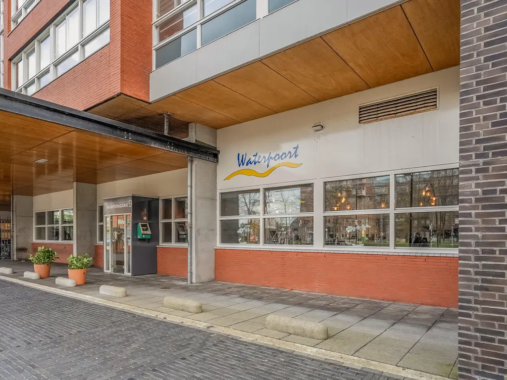 Reling 145, BARENDRECHT