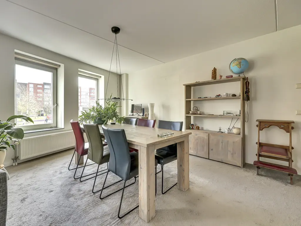 Middeldijkerplein 40, BARENDRECHT