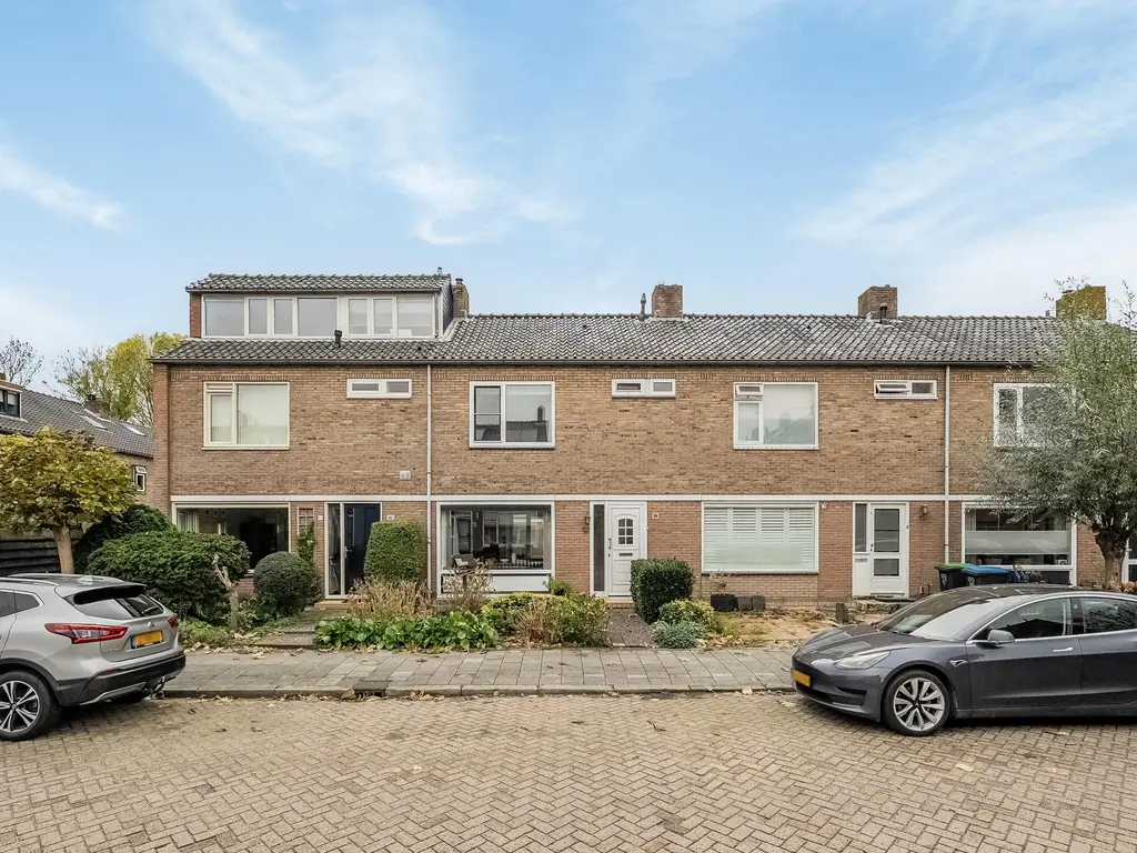 De Zeeg 38, BARENDRECHT