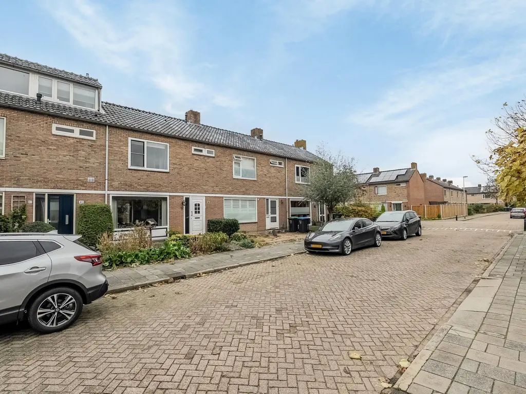 De Zeeg 38, BARENDRECHT