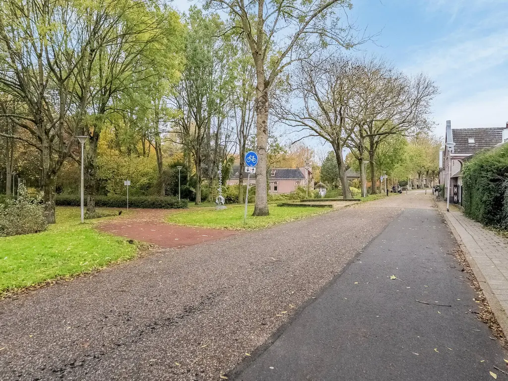 De Zeeg 38, BARENDRECHT