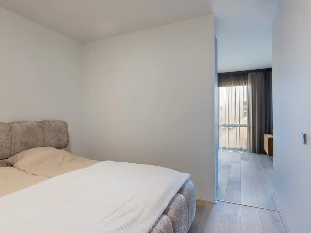 Onderlangs 30f, BARENDRECHT