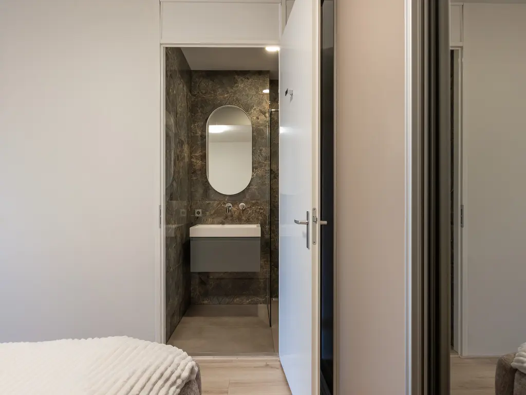 Onderlangs 30f, BARENDRECHT