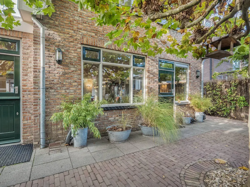 Wilhelmina Geevestraat 32, POORTUGAAL