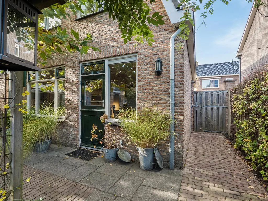 Wilhelmina Geevestraat 32, POORTUGAAL