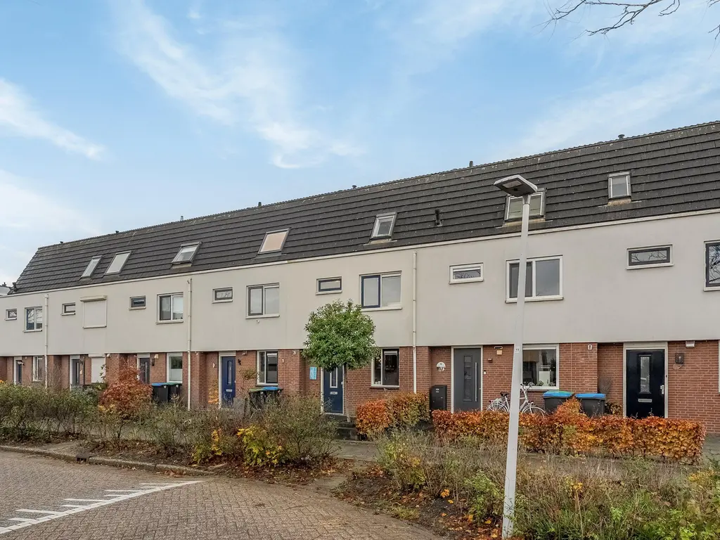 Mazurkastraat 30, BARENDRECHT