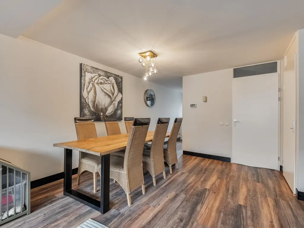 Mazurkastraat 30, BARENDRECHT