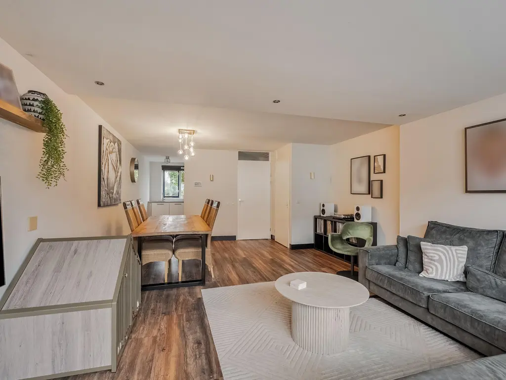 Mazurkastraat 30, BARENDRECHT