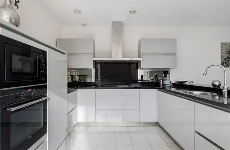 Van der Linden-akker 1