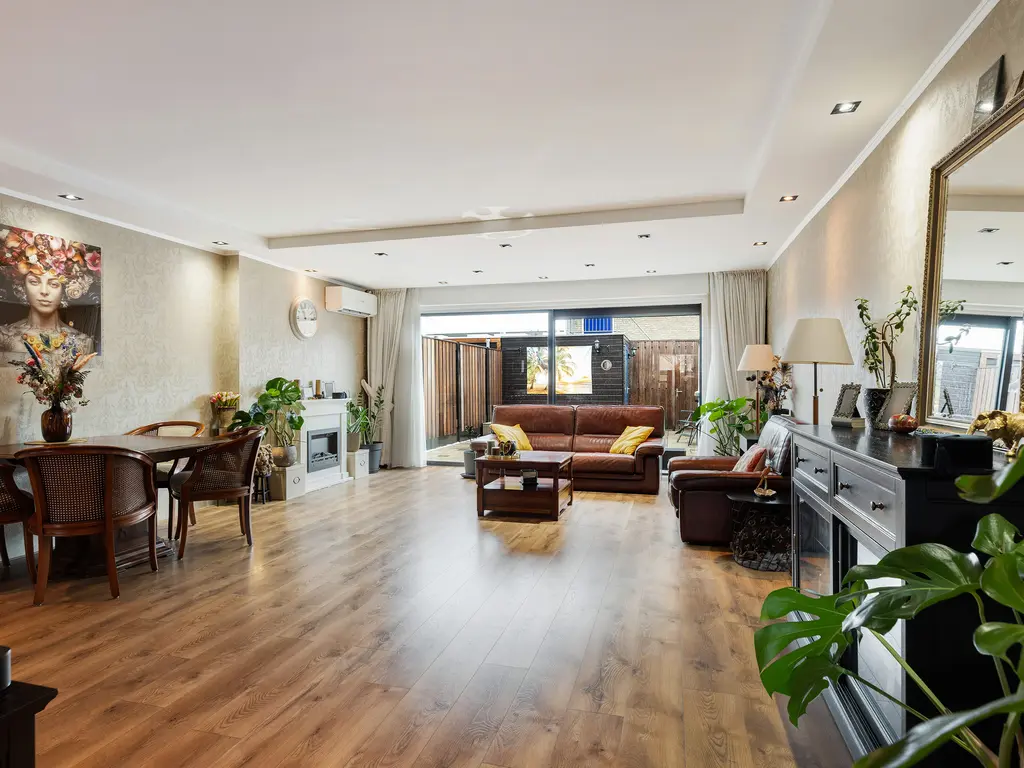 Cantatelaan 27, BARENDRECHT