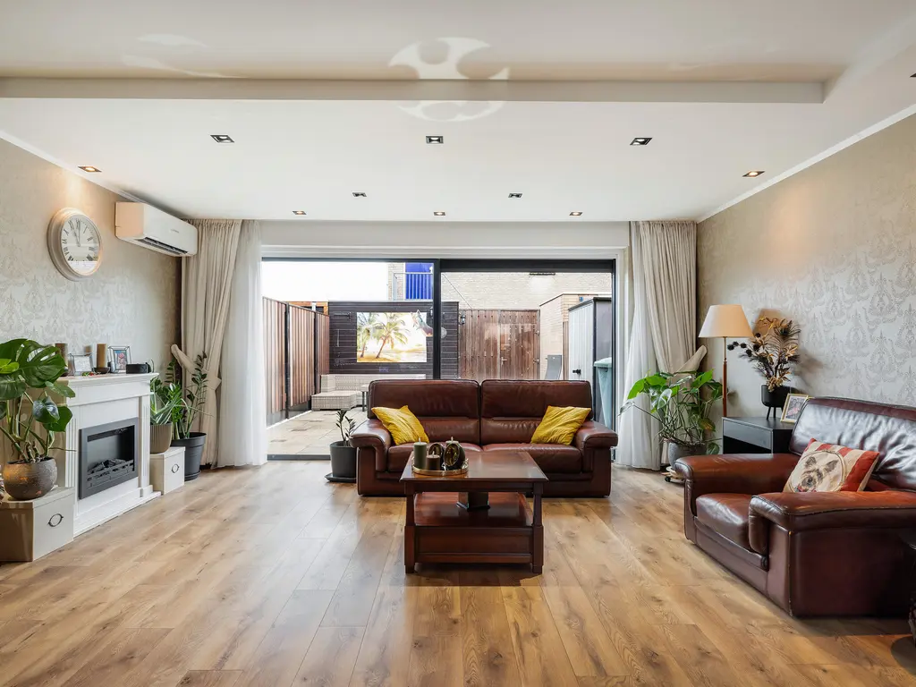 Cantatelaan 27, BARENDRECHT