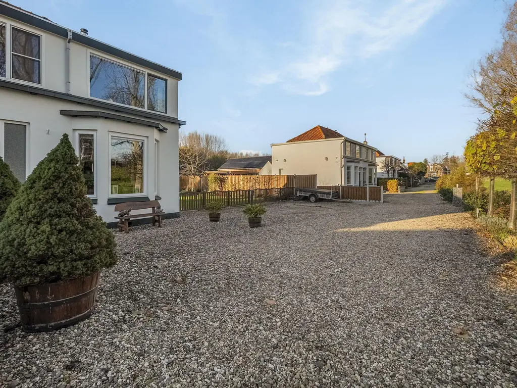 Slotsedijk 147, Rhoon