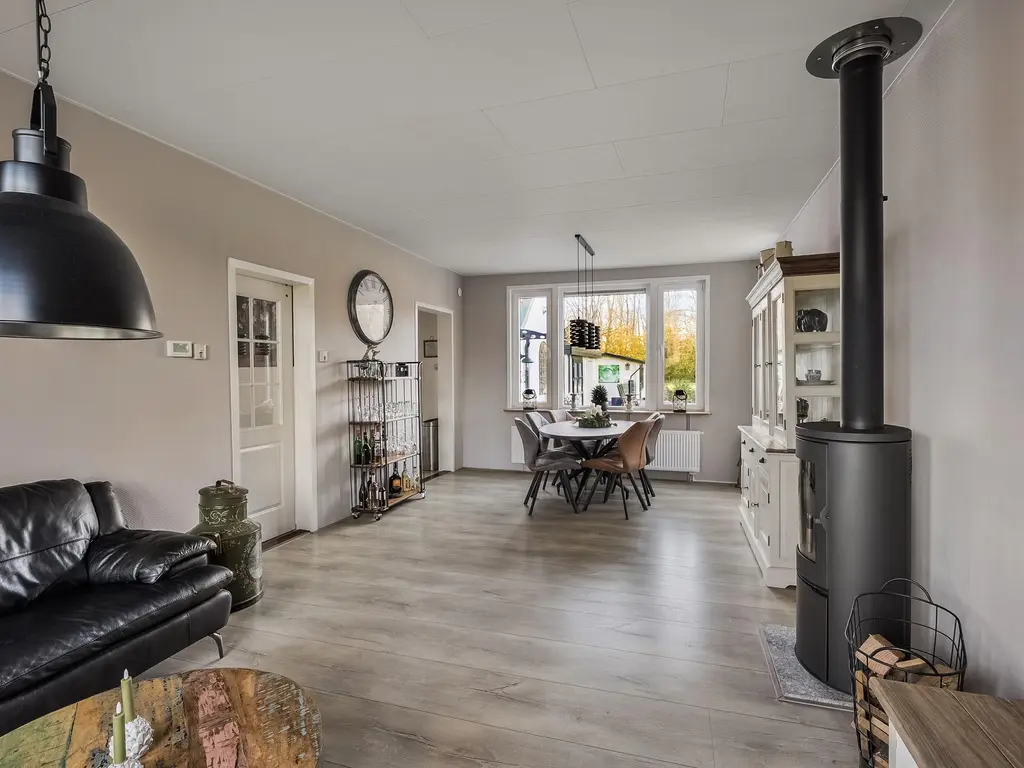 Slotsedijk 147, Rhoon